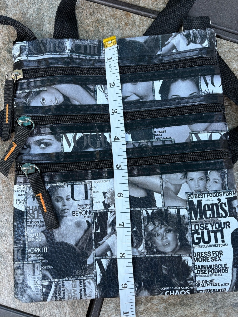 Black & White Photo-Print Crossbody Bag - Picture 8 of 9